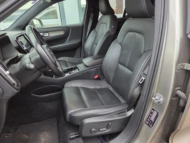 Volvo XC40 2.0 T4 Inscription 2019 Benzine 4