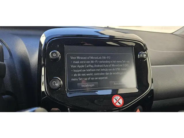 Peugeot 108 1.0 e-VTi Allure 2021 Benzine 20