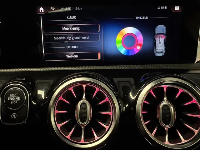 Mercedes-Benz CLA 220 Premium Plus 2019 Benzine 13