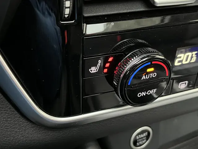 Nissan QASHQAI 1.3 MHEV Xtronic N-Connecta 2025 Benzine 8