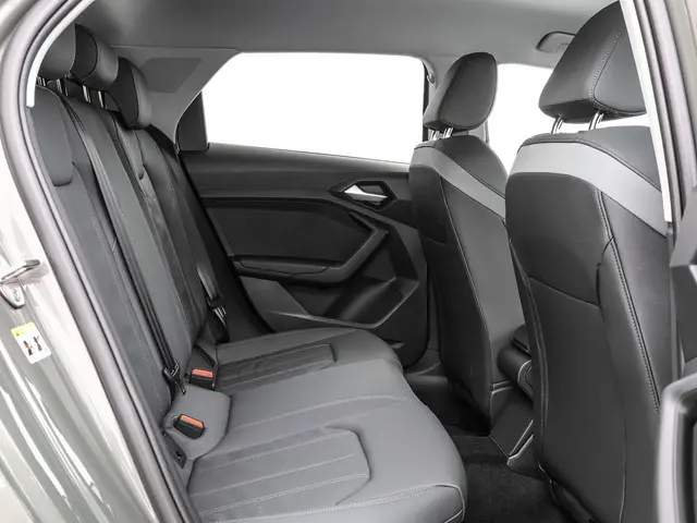 Audi A1 Sportback 30 TFSI 116pk S Edition 2025 Benzine 11