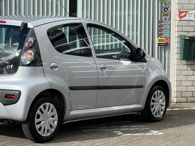 Citroën C1 1.0 Collection 2013 Benzine 24