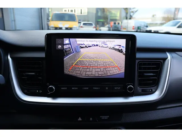 Kia Stonic 1.0 DynamicLine 2022 Hybride Benzine 7