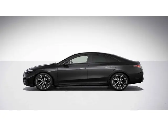 Mercedes-Benz CLA 250+ Launch Edition 2025 Elektrisch 9