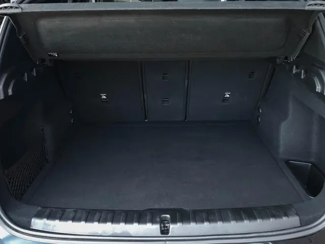 BMW X1 sDrive18i 2024 Benzine 39