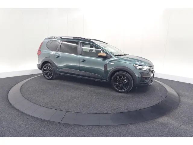 Dacia Jogger TCe 110 Extreme 2025 Benzine 8