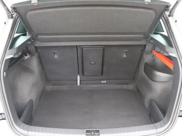 Škoda Karoq 1.5 TSI ACT Sportline Business 2023 Benzine 26