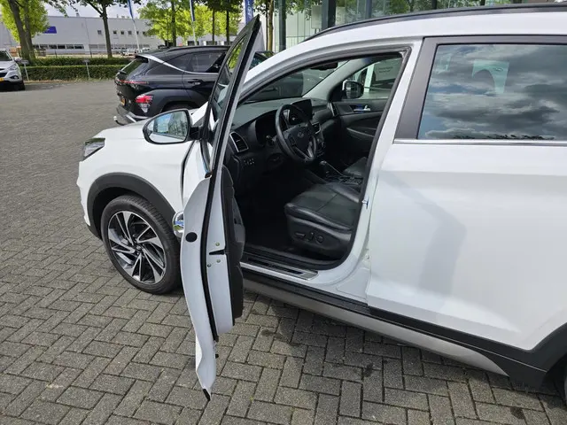 Hyundai Tucson 1.6 T-GDI Premium AUT/trekhaak 2019 Benzine 7