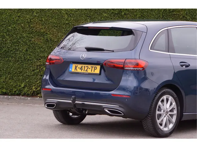 Mercedes-Benz B-Klasse B 200 2019 Benzine 14