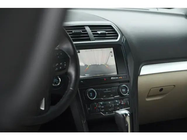 Ford Explorer XLT 2.3 Ecoboost 2019 Benzine 14