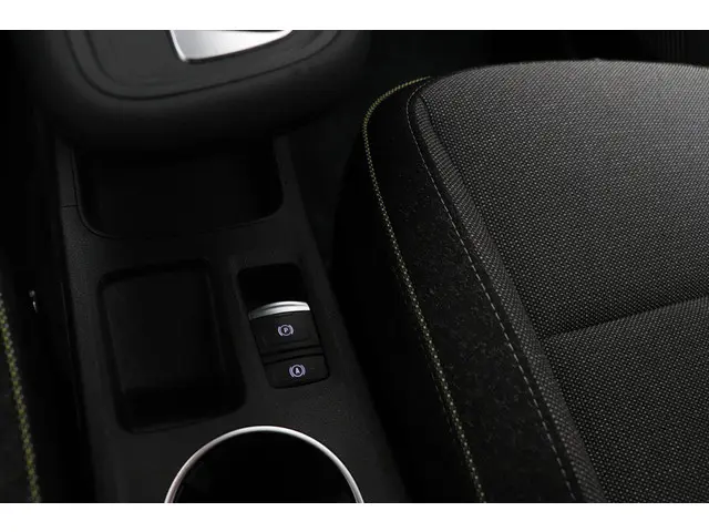 Renault Captur 1.3 mild hybrid 160 techno 2025 Benzine 35