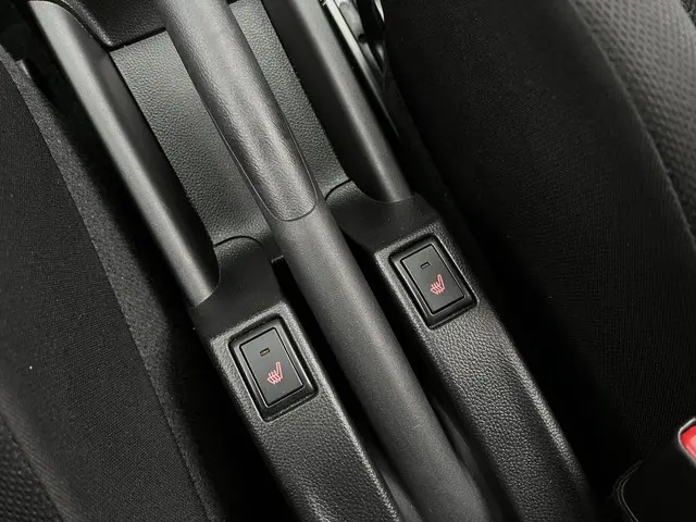 Suzuki Swift 1.2 Style Smart Hybrid 2022 Benzine 28