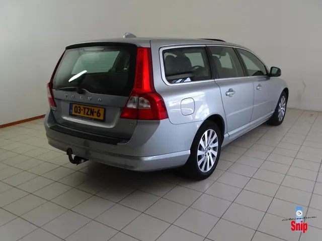 Volvo V70 1.6 T4 Limited Edition 2012 Benzine 14
