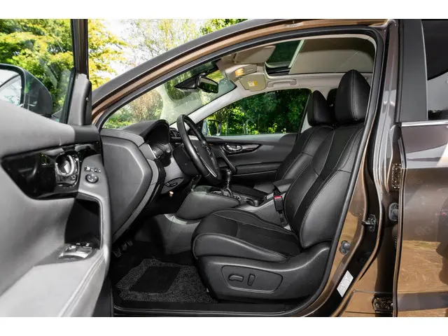 Nissan QASHQAI 1.2 Tekna 38.600 km + NAP 2014 Benzine 12
