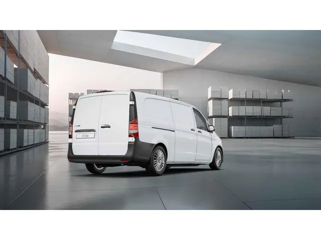 Mercedes-Benz eVito 2