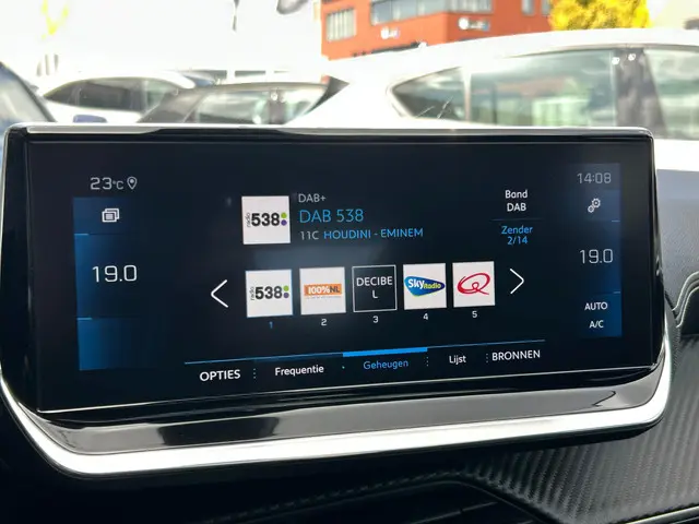 Peugeot 208 1.2 PureTech GT-Line 2020 Benzine 18