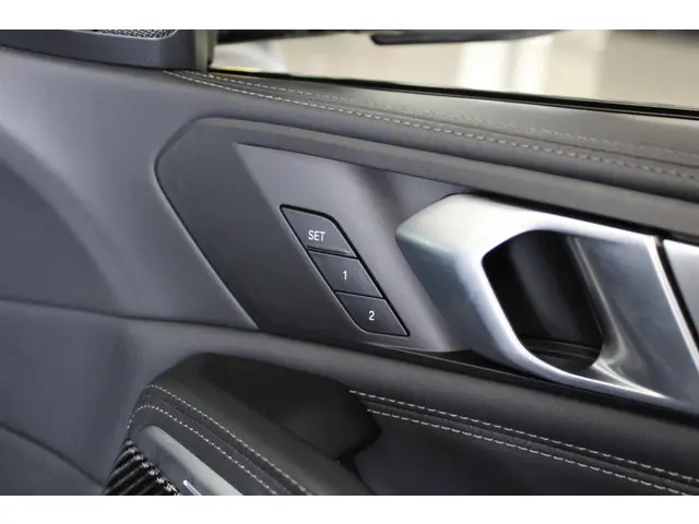 BMW X6 M50d High Executive 2020 Diesel 26