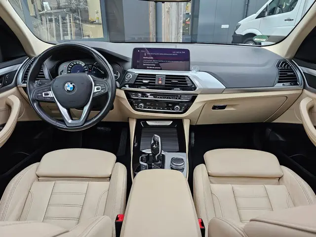 BMW X3 xDrive20i High Executive 2018 Benzine 6