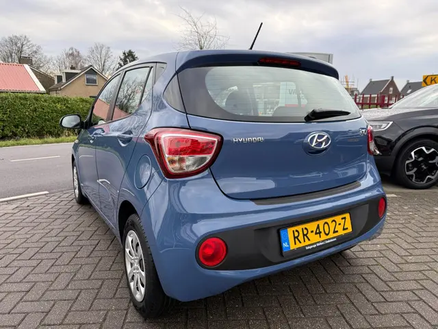 Hyundai i10 1.0i Comfort RIJKLAARPRIJS! 2018 Benzine 6