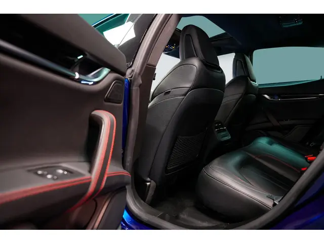 Maserati Ghibli 3.0 V6 S Q4 Ribelle 2021 Benzine 10
