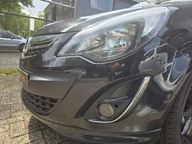 Opel Corsa 1.4-16V OPC Performance Line 2012 Benzine 14