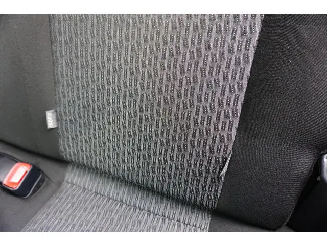 Toyota Yaris 1.3 VVT-i Aspiration 2014 Benzine 12