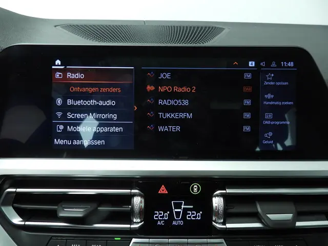 BMW 3 Serie Touring 330i xDrive 2022 Benzine 30