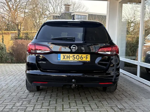 Opel Astra Sports Tourer 1.0 Black Edition 2019 Benzine 4