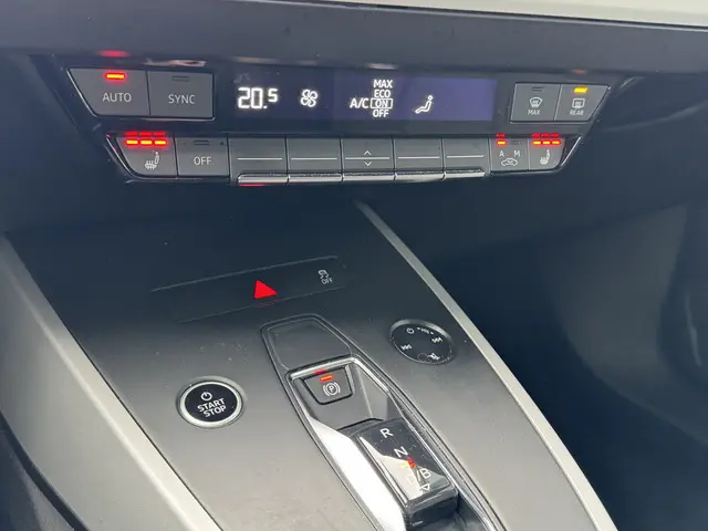 Audi Q4 e-tron 35 Edition 55 kWh 2022 Elektrisch 15