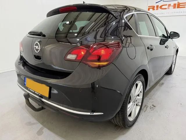 Opel Astra 5-Drs 1.6 CDTi Sport+ Navi/Clima 2015 Diesel 34