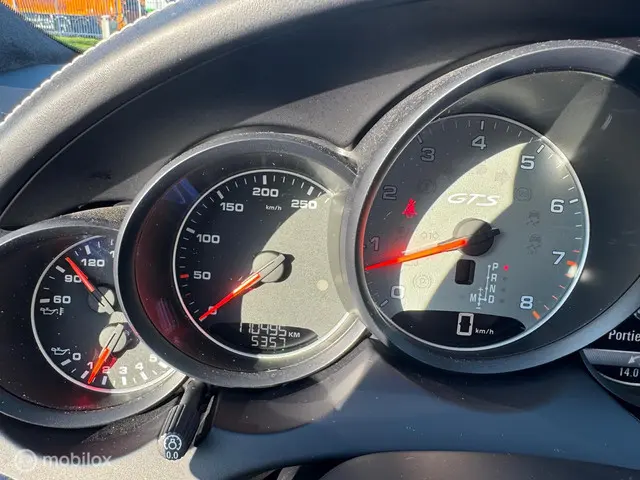 Porsche Cayenne 3.6 GTS 2016 Benzine 13