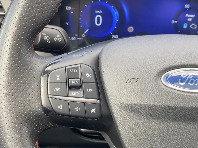 Ford Kuga 2.5 PHEV ST-Line X 2021 Hybride Benzine 29