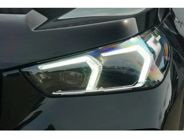 BMW X1 xDrive30e 2023 Hybride Benzine 7