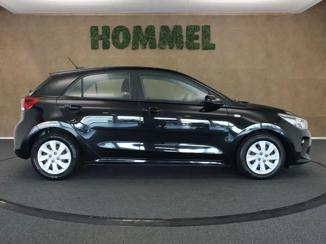 Kia Rio 1.0 TGDI ComfortPlusLine Navigator 2017 Benzine 10