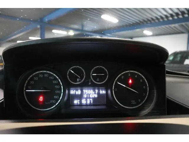 Lancia Ypsilon 1.2 Gold / LEUK MODEL ! ! ! 2014 Benzine 6
