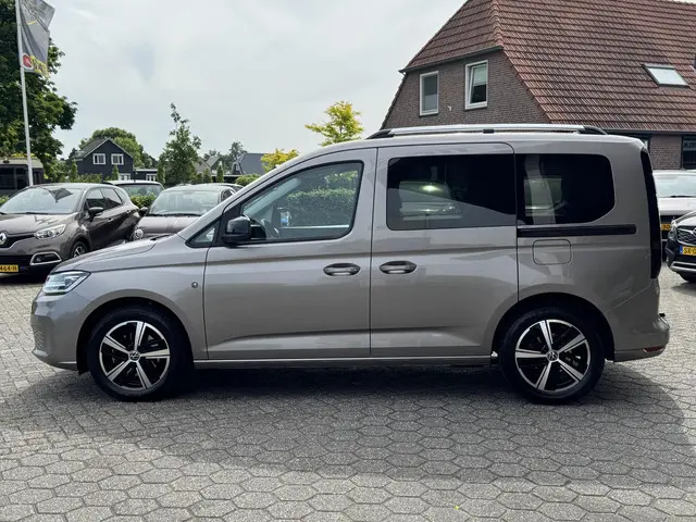 Volkswagen Caddy 1.5 TSI 5p 2023 Benzine 4