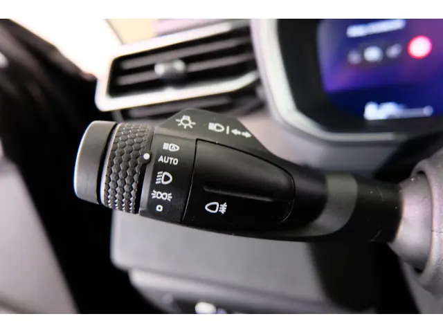 Lynk & Co 01 1.5 2022 Hybride Benzine 29