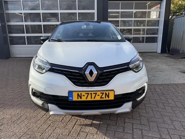 Renault Captur 1.3 TCe 150pk EDC Intens 2019 Benzine 2