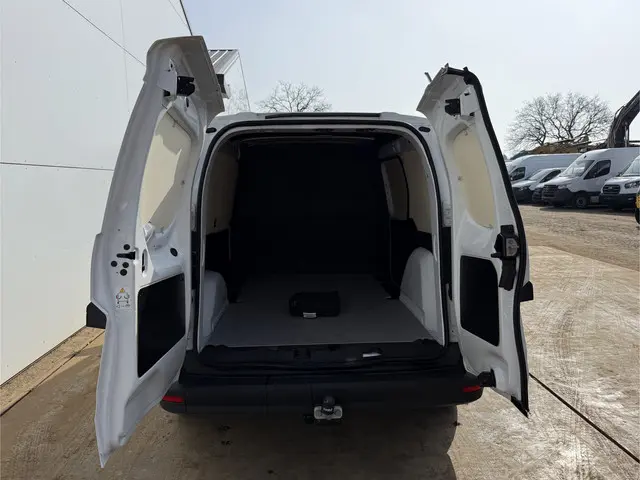 Mercedes-Benz eCitan 112 51kWh 2024 Elektrisch 11