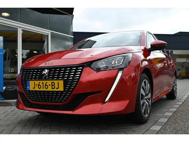 Peugeot 208 1.2 PureTech Active 2020 Benzine 4
