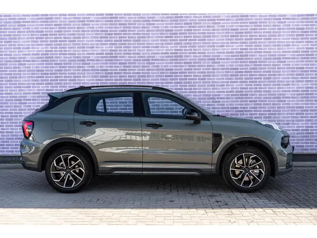 Lynk & Co 01 1.5 Core 2025 Hybride Benzine 13