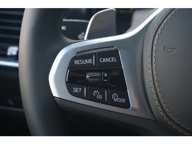 BMW X7 xDrive40i 2025 Benzine 23