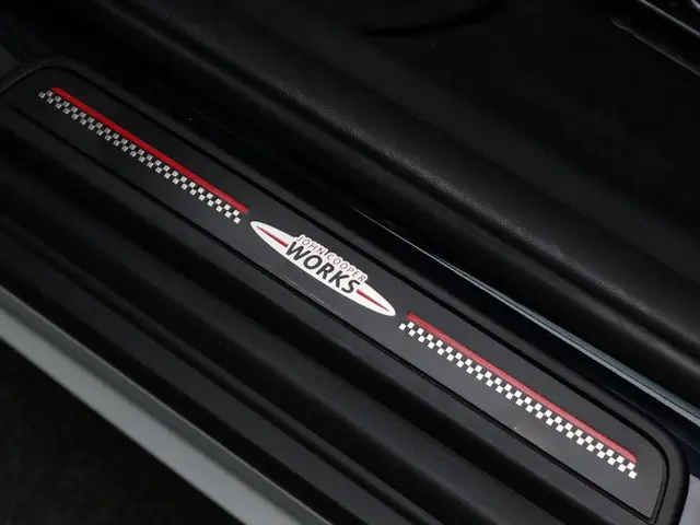 MINI Countryman Cooper S E ALL4 2022 Hybride Benzine 13