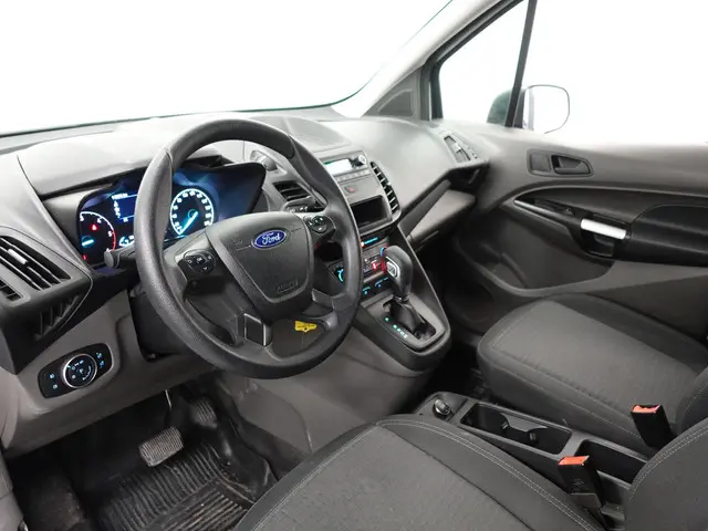 Ford Transit Connect 2