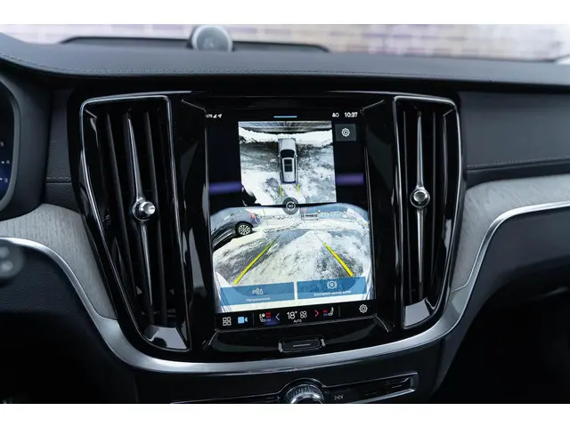 Volvo V60 Cross Country B5 AWD Ultimate 2024 Benzine 41