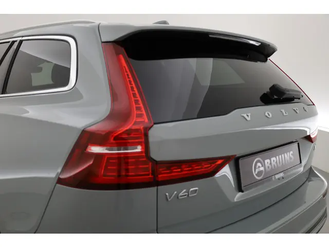 Volvo V60 T6 Recharge Plus Bright 2024 Hybride Benzine 37