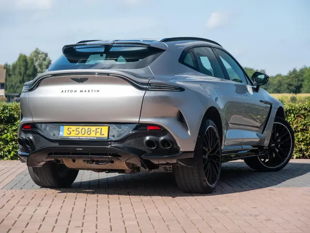 Aston Martin DBX 4.0 V8 707 2023 Benzine 4