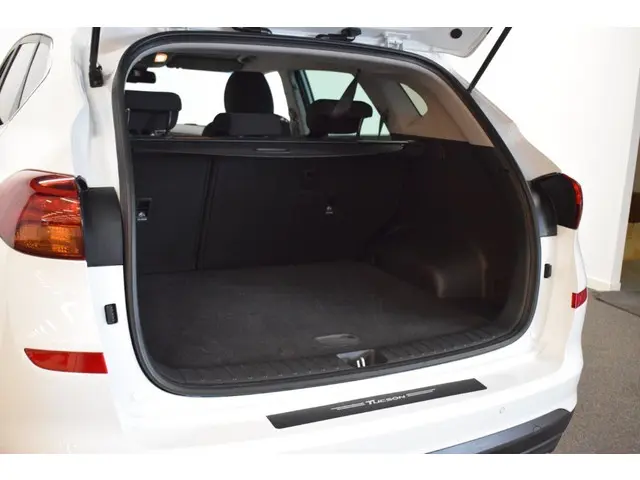 Hyundai Tucson 1.6 GDI Comfort/ 49000km/ 2019 Benzine 21