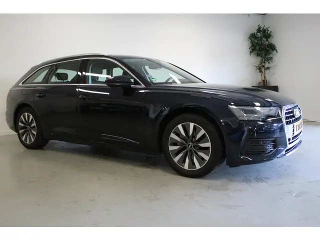 Audi A6 Avant 40 TFSI Pro line 2022 Benzine 2