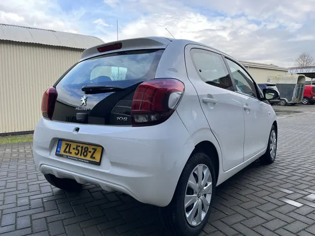 Peugeot 108 1.0 e-VTi Active 2019 Benzine 4